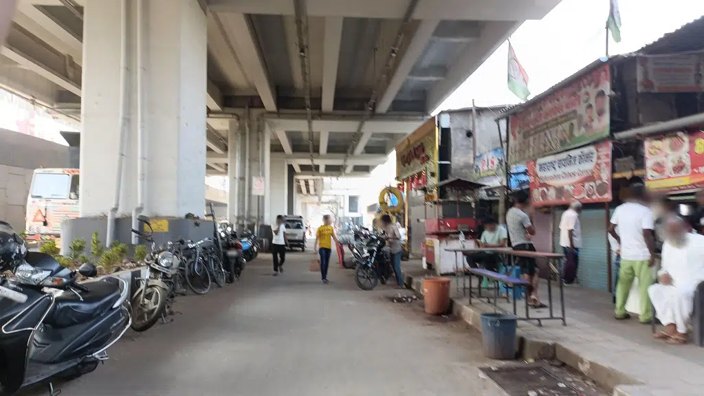 Dahisar Metro Station