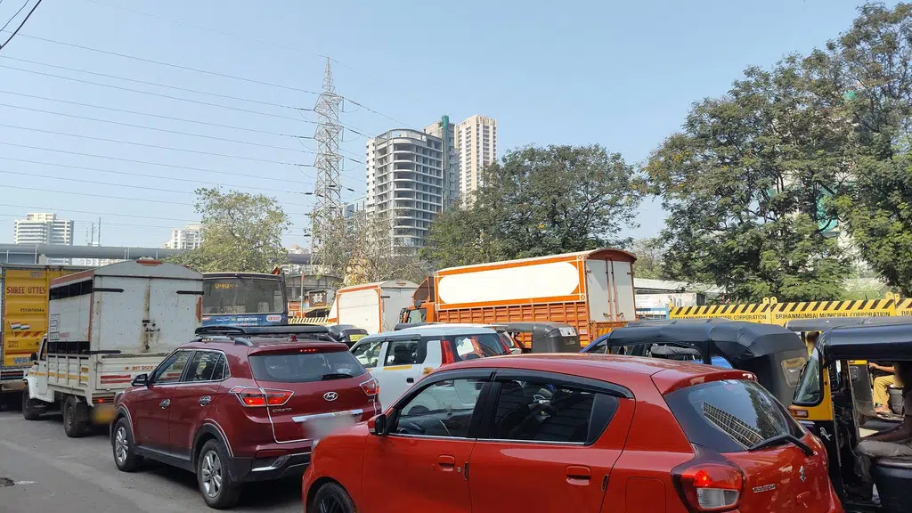 Global Desi Oberoi Mall Goregaon