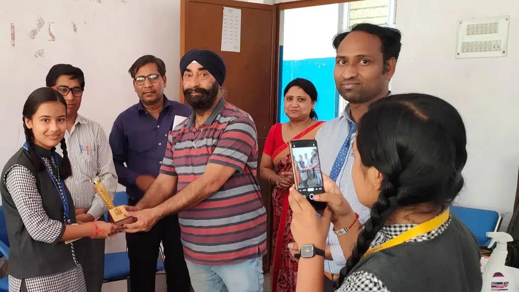 Guru Nanak Senior Secondary Public School