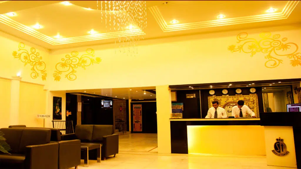 Hotel Sheela Towers