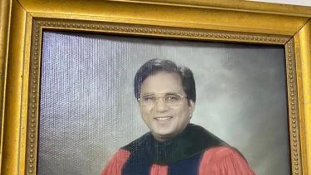 Dr. Tarun Kr Praharaj