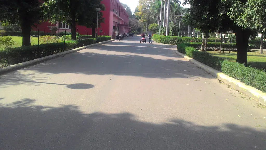 Roop Vijay Guest House
