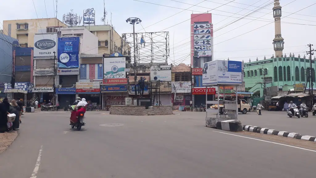 Hi-Speed Internet Cafe & Online Services