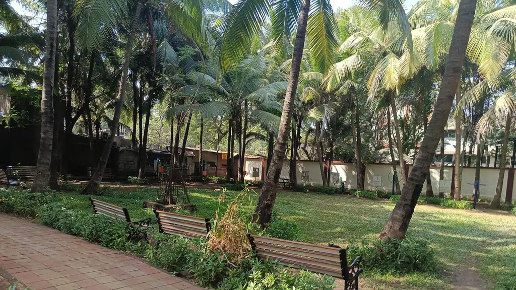 Ramkrushan Paramhans Marg Municipal School