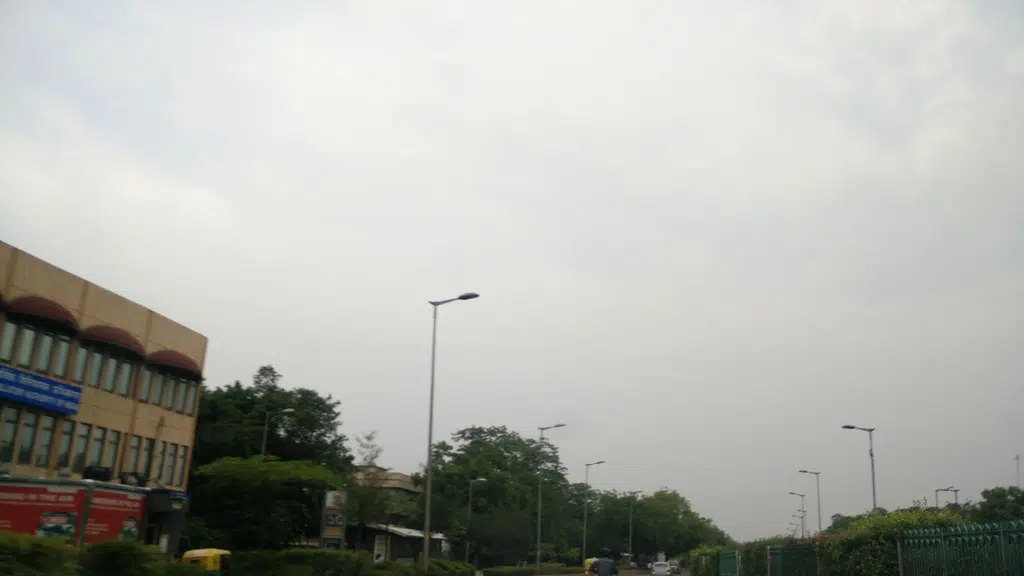 Delhi Metro - Race Course Metro Station
