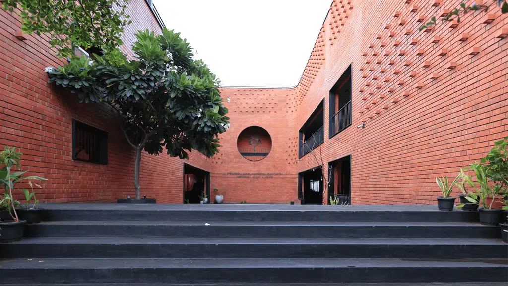 Darwin Public School, North Korattur