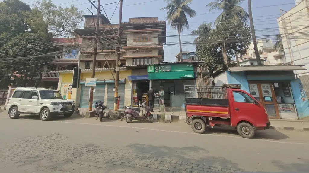 Royal Furniture
