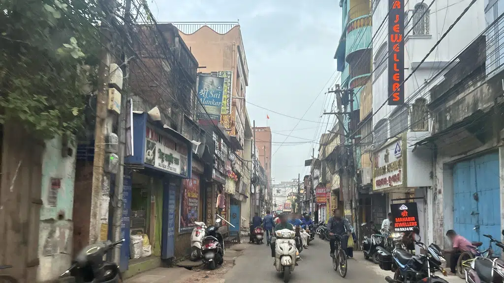 Sri Ananta Parlour