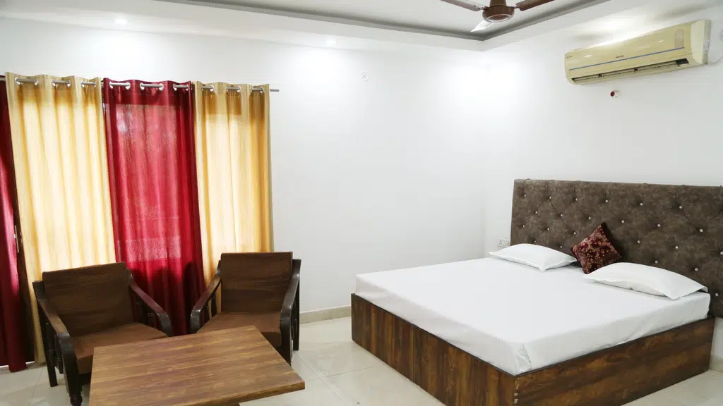 Hotel Shanti Residency