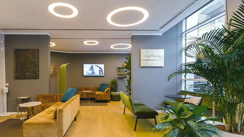 Bbombay Lighting Co.
