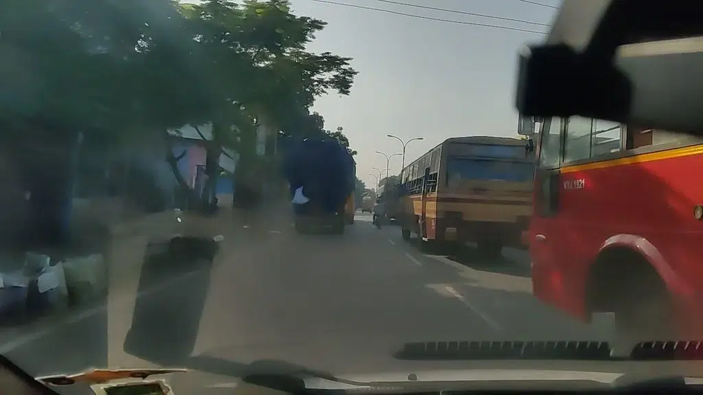 Hussain tyres