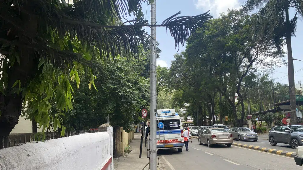 Lilavati Hospital, Bandra