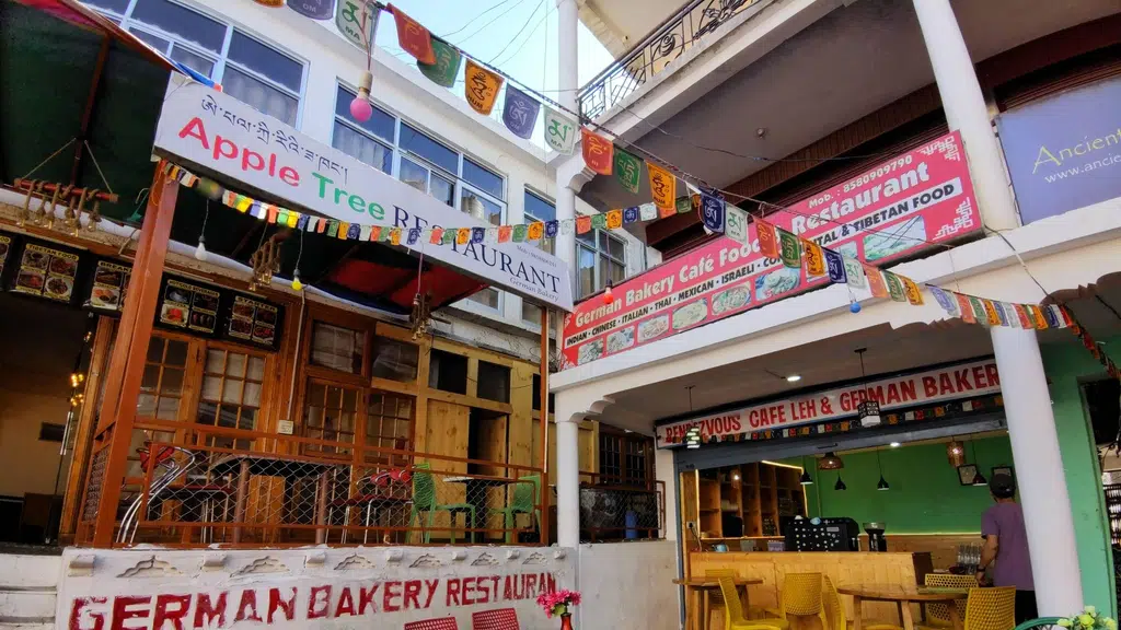 Ladakh Taxi Booking