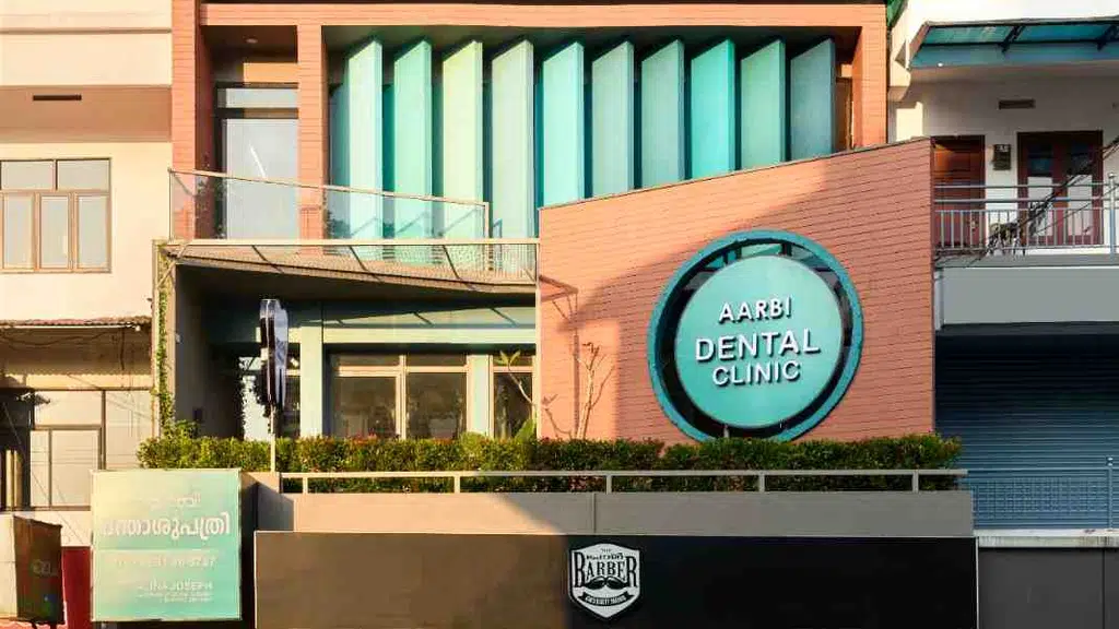 Aarbi Dental Clinic, Mookkannoor