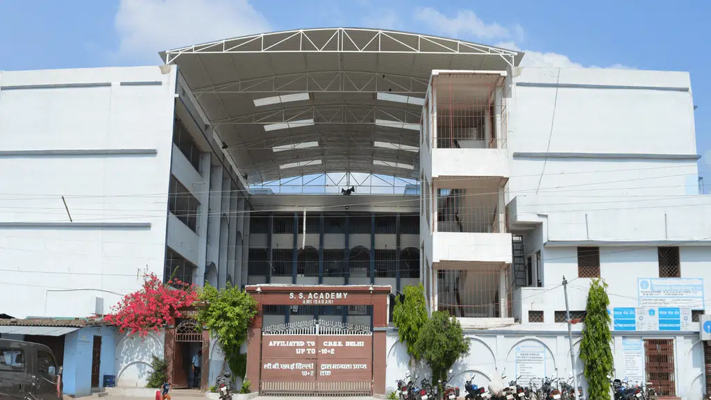 Shakti Shanti Academy, AMI, Saran