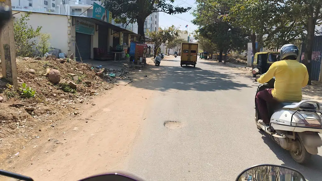 Little Millennium Abbigere, Kereguddadahalli