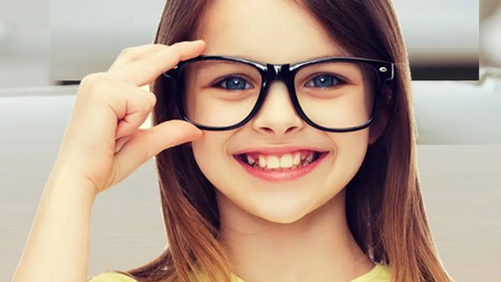 Dr Karan Bhatia | Best Ophthalmologist & Eye Surgeon in Meerut | Cataract, Cornea, Glaucoma, Medical Retina & LASIK |