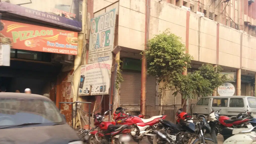 Masjid Faiz Turkmaan Gate