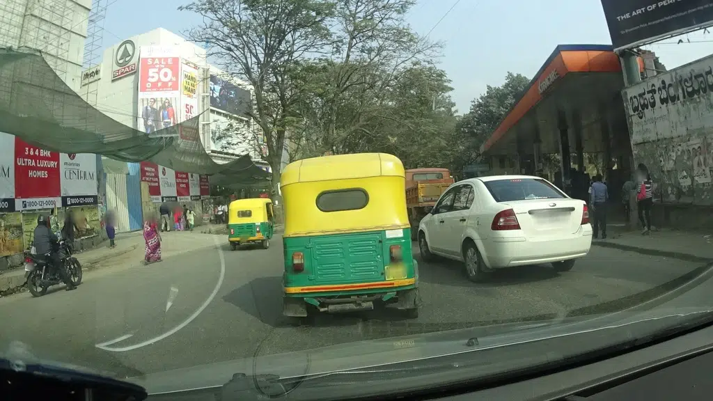 Lotus Mobiles