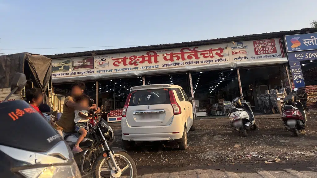 Raj Garden Family Restaurant and Bar