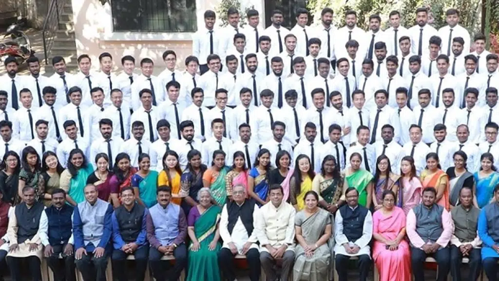 New Life College
