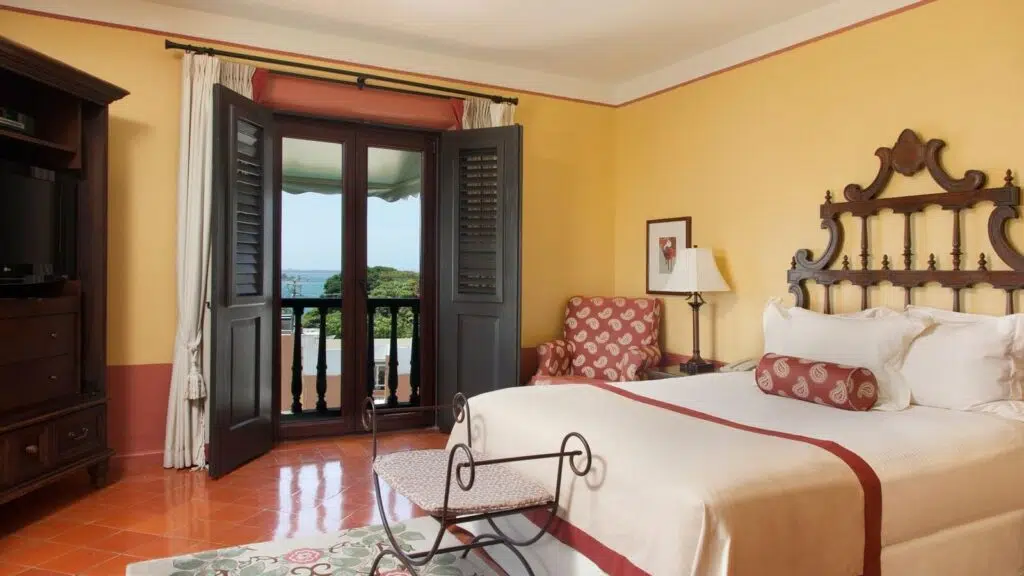 Hotel Bhagirath Palace