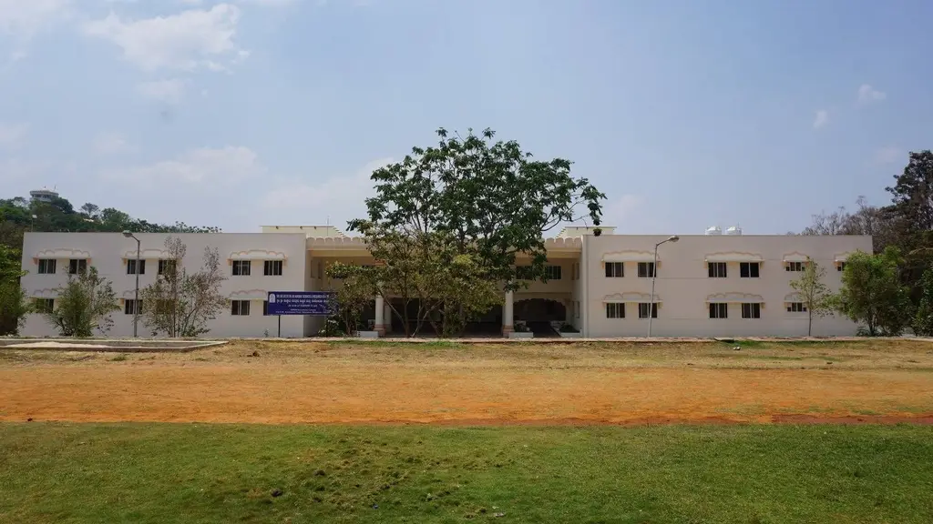 Santhome School of Nursing