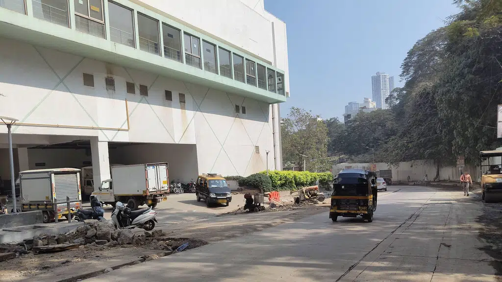 Mia by Tanishq - Goregaon