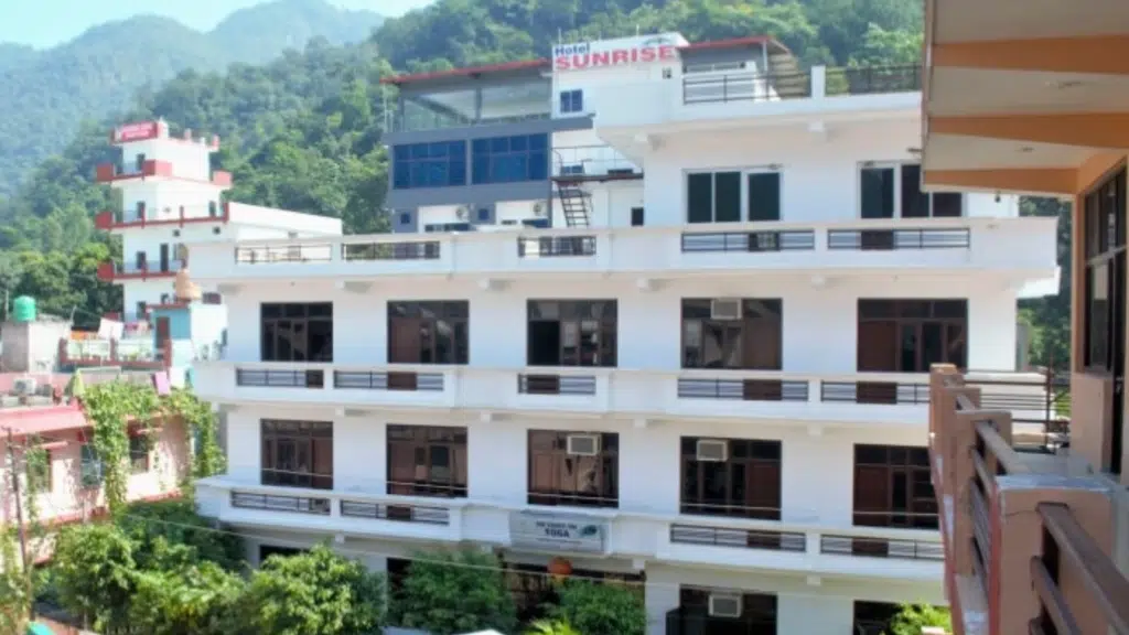 Sages Yoga - Rishikesh Yoga Teacher Training School in India