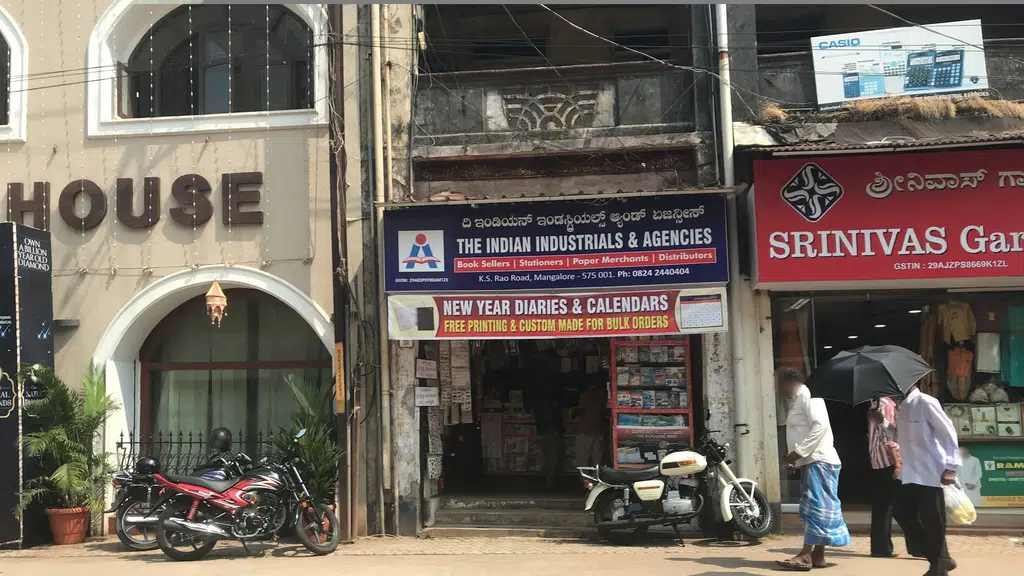 Akkamakka's Meals Hotel