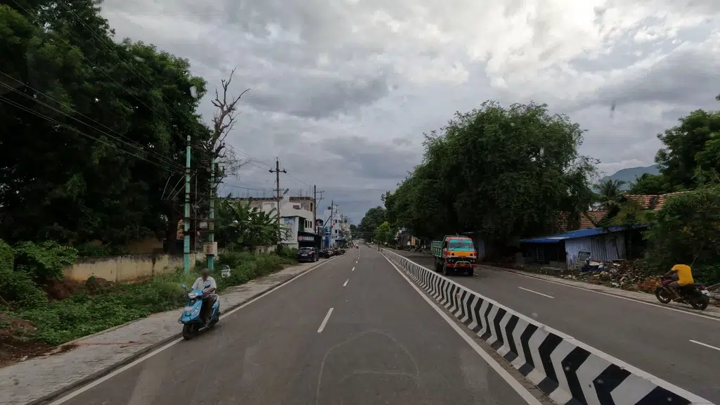 Mettur Muthu Motors Yamaha Showroom