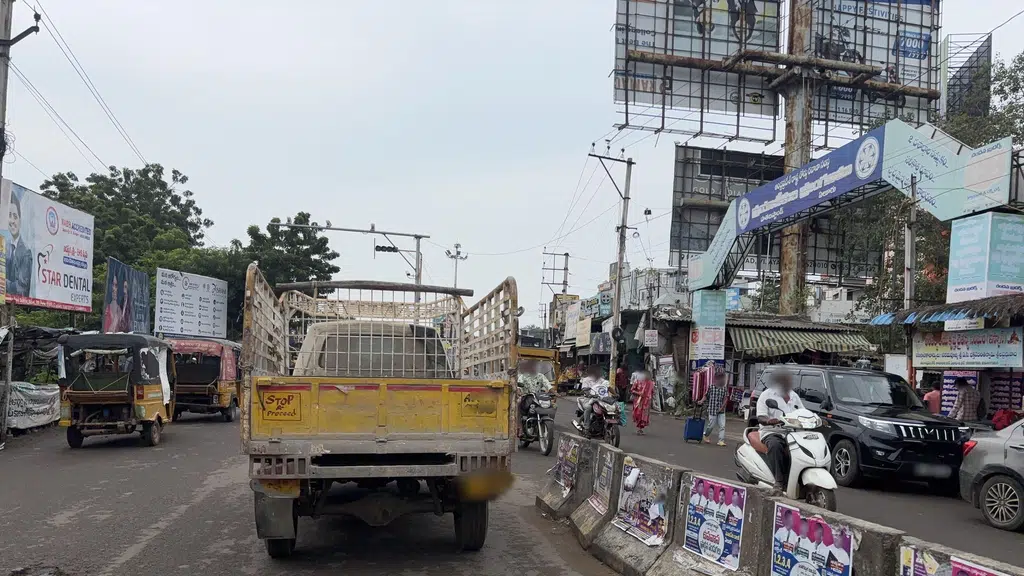 sri satya sai Manikanta Readymades