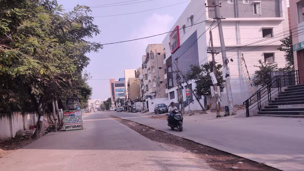 Manikonda Bus Stop