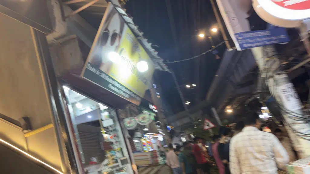 Smuk lounge and cafe