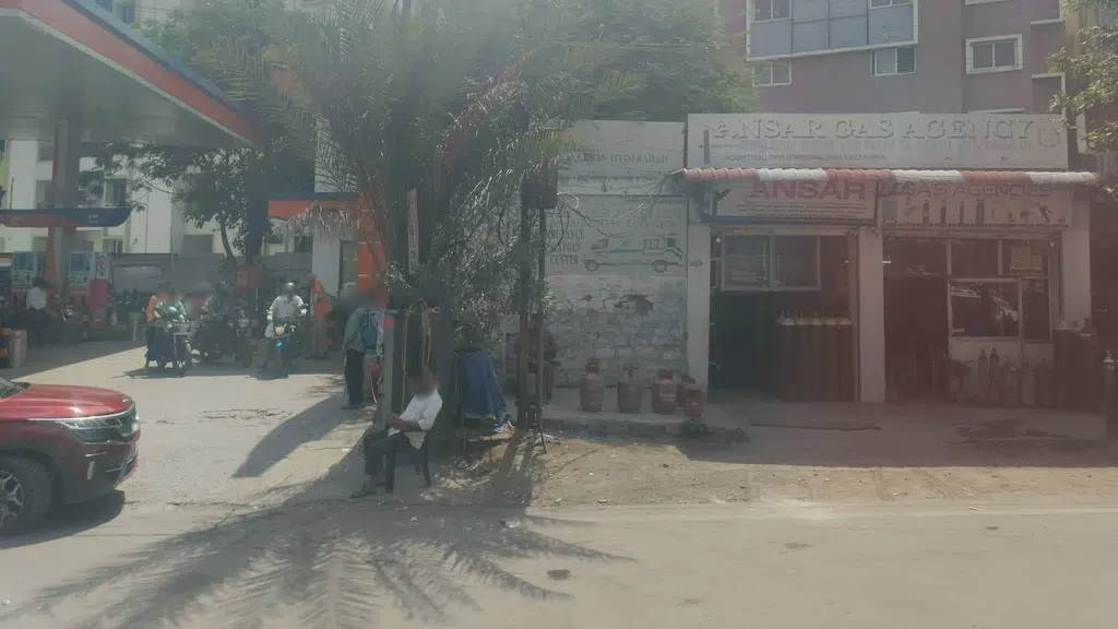 Orange Tata Motors Service Center