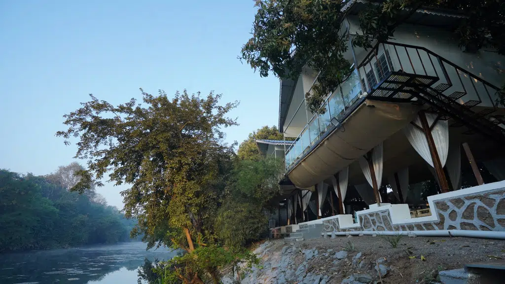 Aamraa Resort
