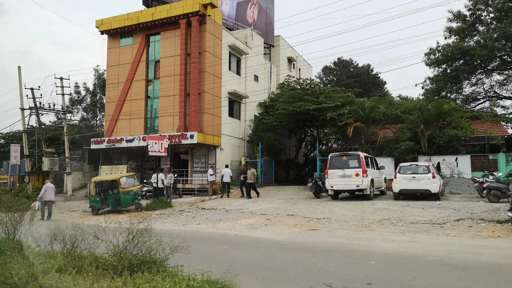 Kabbalamma Hindu Military Hotel