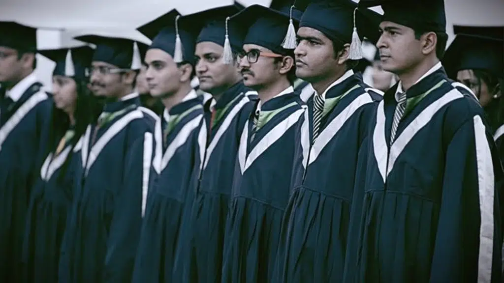 Som-Lalit College