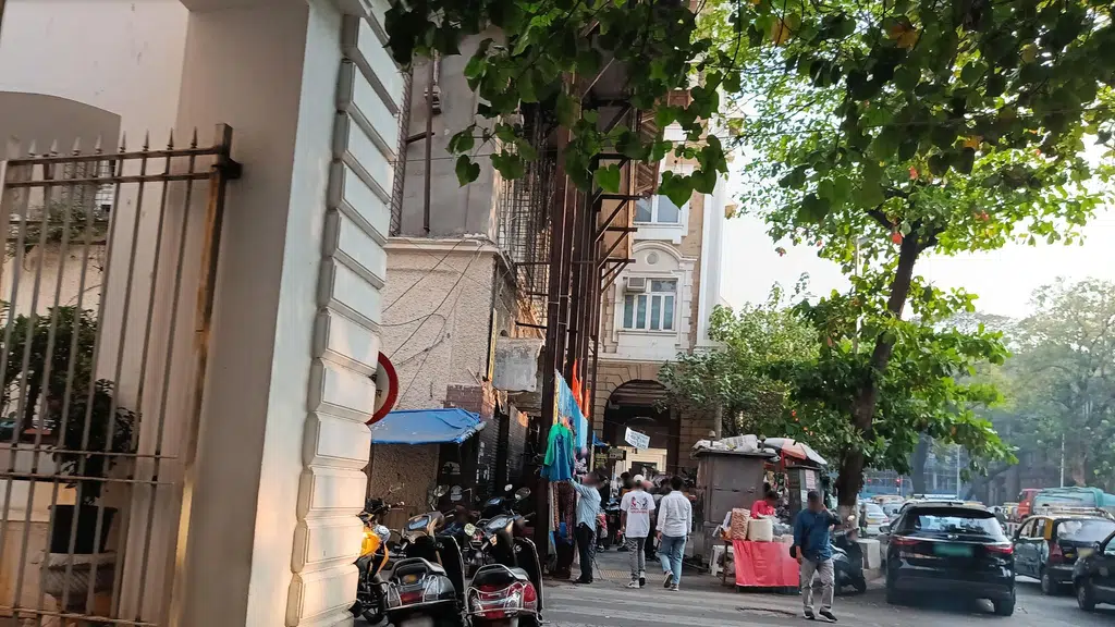 Hulyalkar and Associates