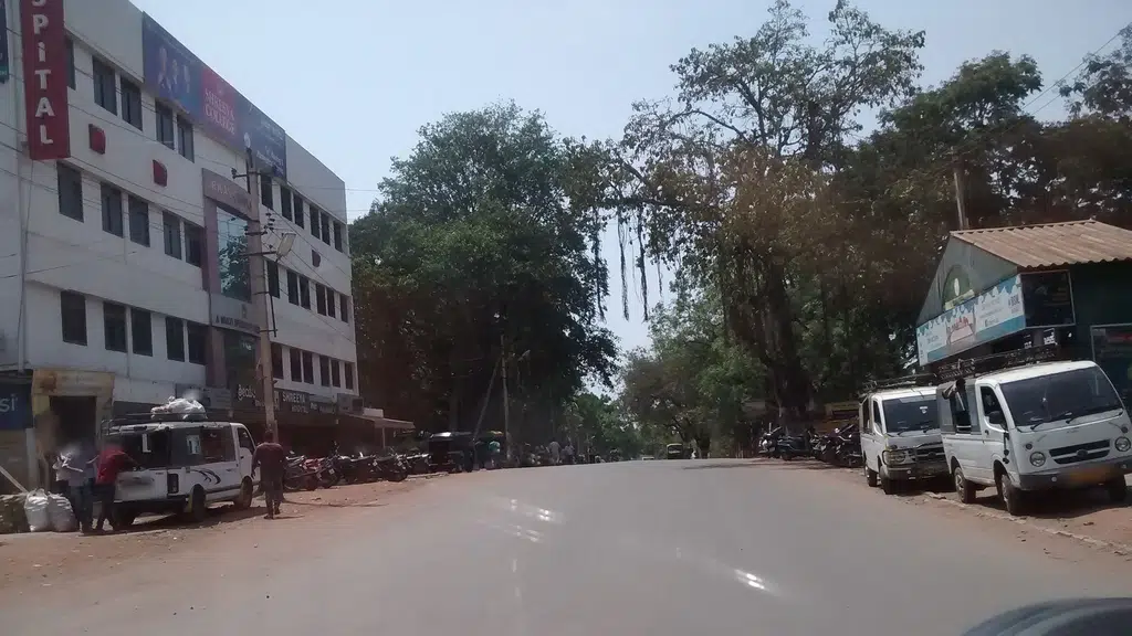 Karnataka Bank - Dharwad-P.B. Road (Vijaya Road) Branch
