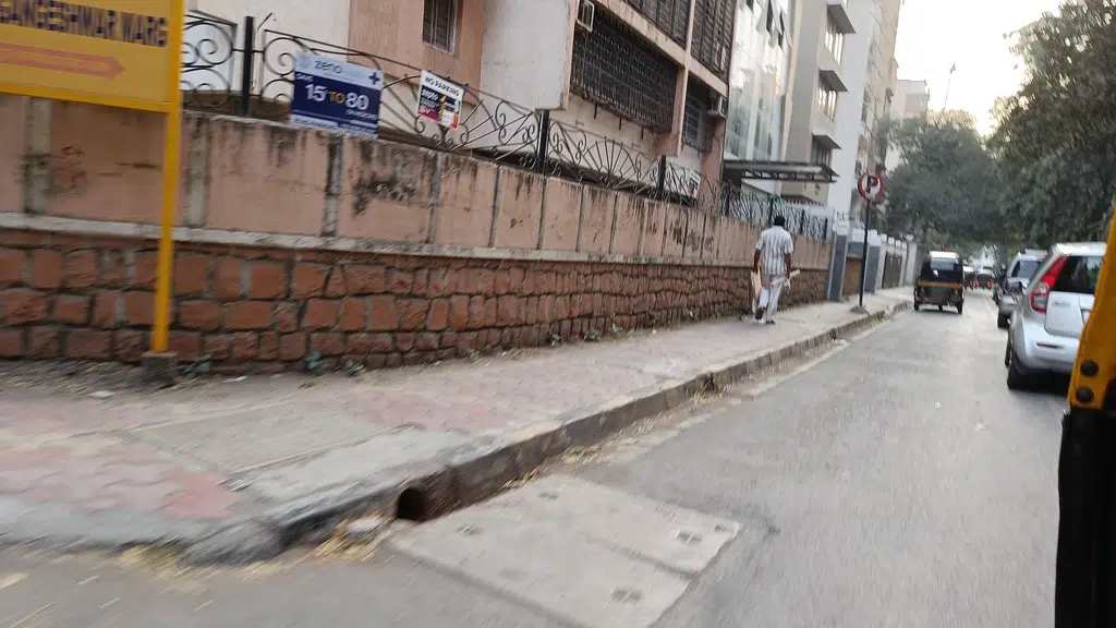10th Road, Khar West, Mumbai