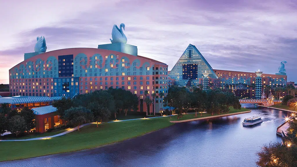 Dolphin Hotel