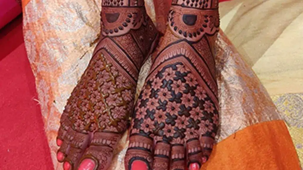 Lucky Mehandi and Tattoo Artist