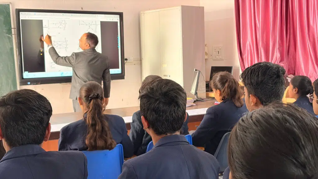 U. S. Ostwal International School, Mangalwad