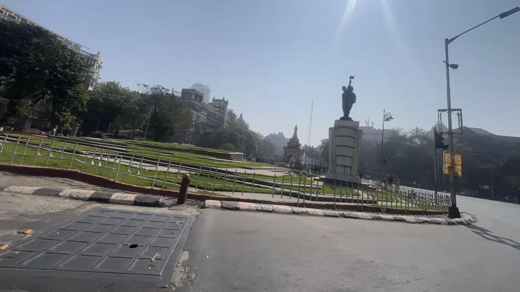 Dadabhai Naoroji Road
