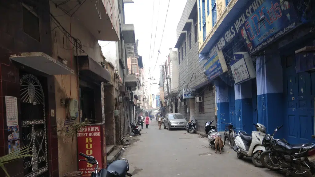 Vijay Amritsari Kulche Walle