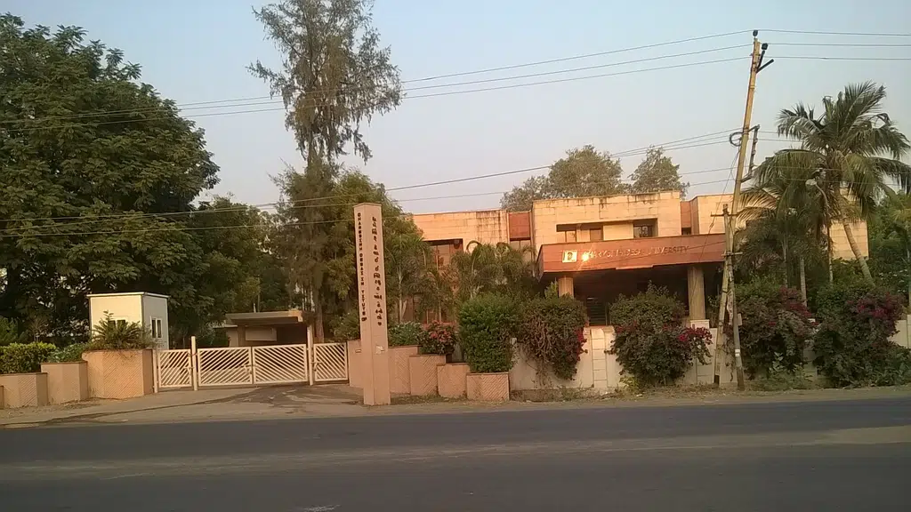 Shri IV Patel College of Commerce