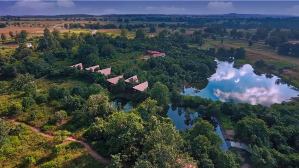 Kanha Earth Lodge
