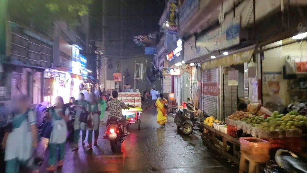 Srinu Hotel