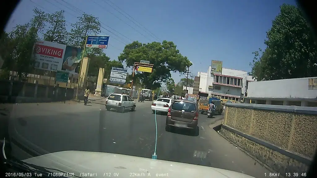 Tiruppur Metro Call Taxi